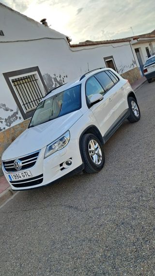 wolsvagen tiguan tiguan 2010