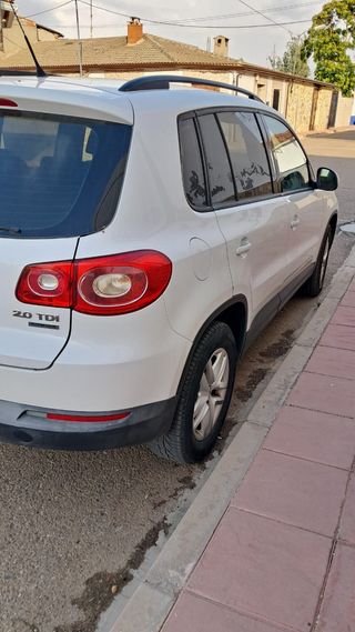 wolsvagen tiguan tiguan 2010
