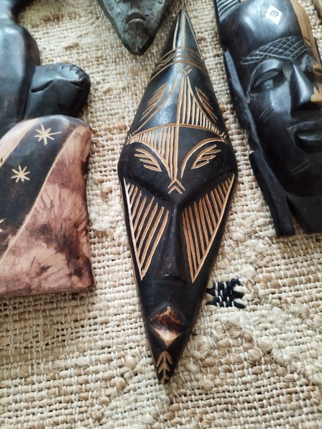 Lote mascaras africanas Mali
