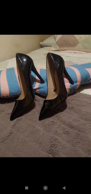 "ZARA" Stilettos. 