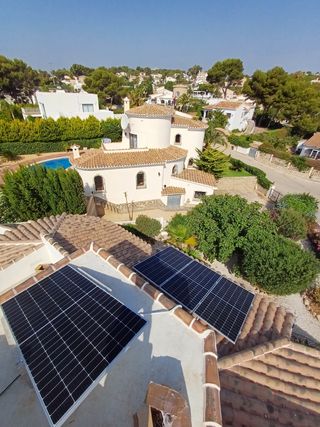 Técnico instalador de placas solares