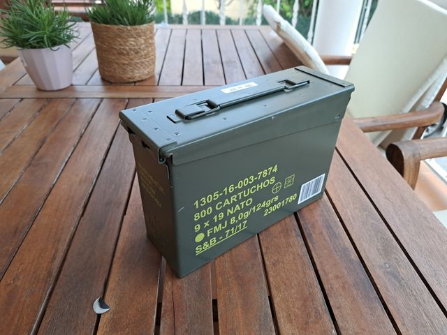 Cajón VACIO de munición militar