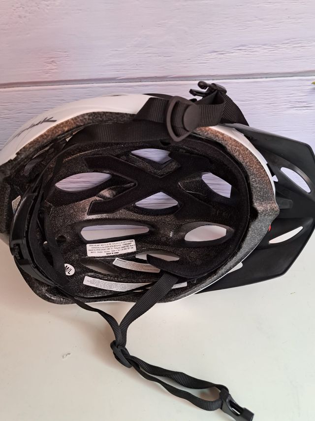 CASCO BICI UNISEX A ESTRENAR T M-L REF24-7002