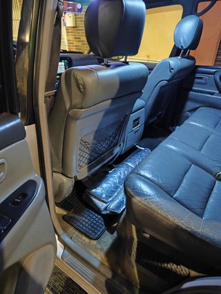 Toyota Land Cruiser 100 2001