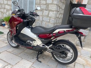 Moto Honda integra 700cc
