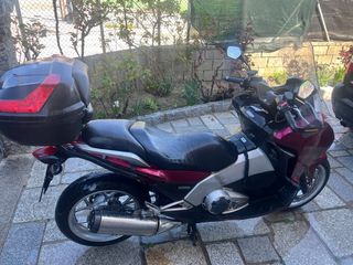 Moto Honda integra 700cc