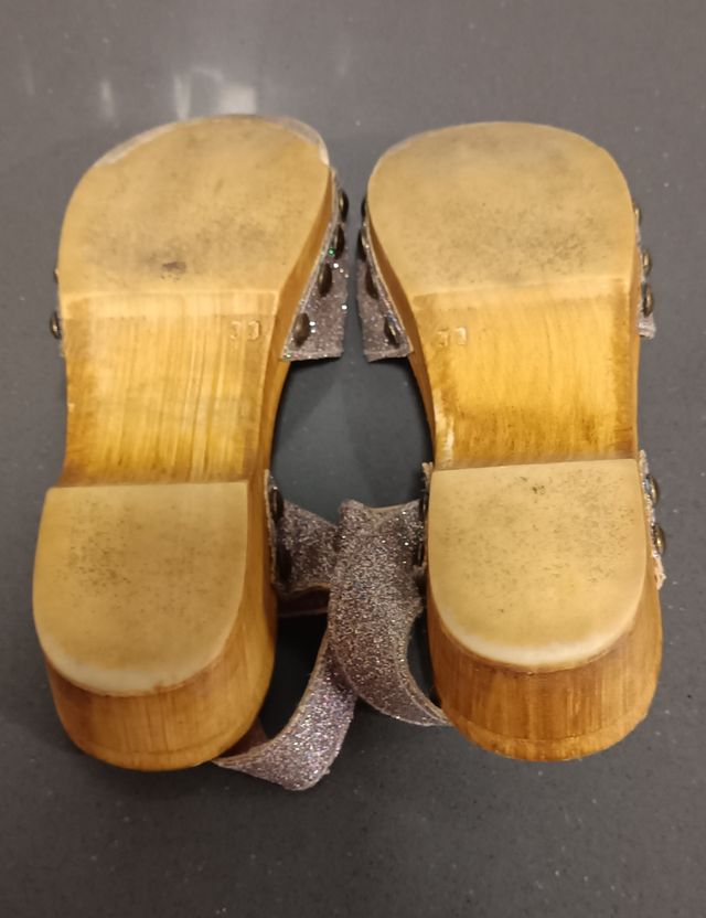 Sandalias suela madera niña talla 33
