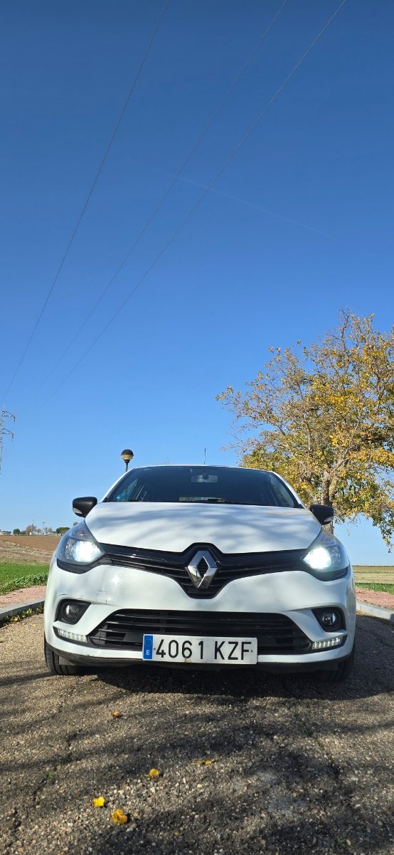 Renault Clio 2019 - foto 1