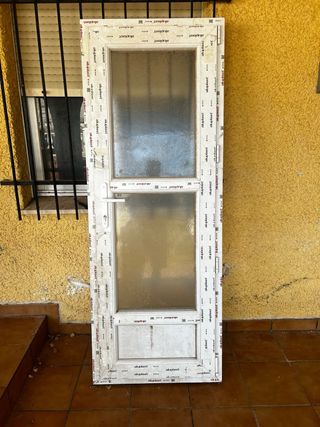 Puerta pvc