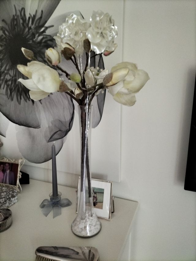 Jarrón de cristal con flores