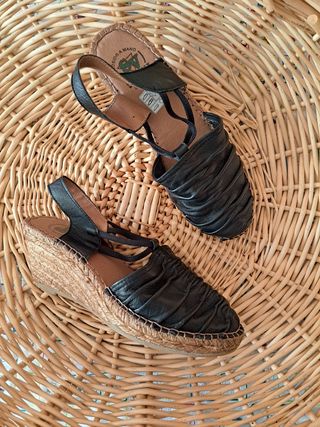 Alpargatas cuña de piel