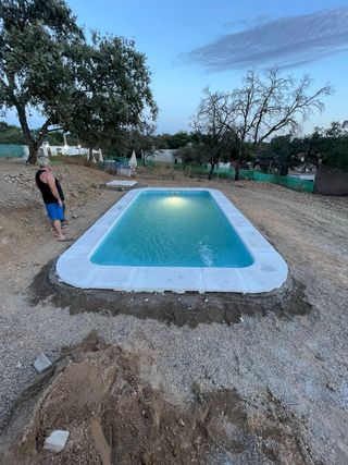 Piscina romana pro 750 x 350 fibra