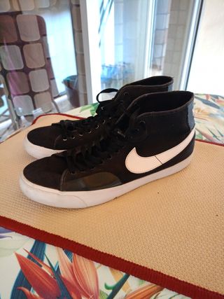 Nike Blazers negras