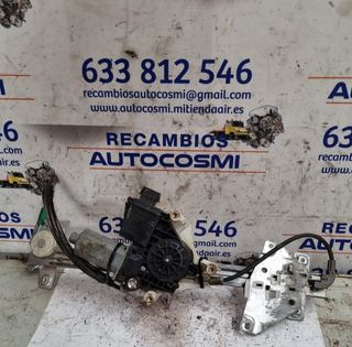 ELEVALUNAS TRASERO DERECHO MITSUBISHI CARISMA 2003