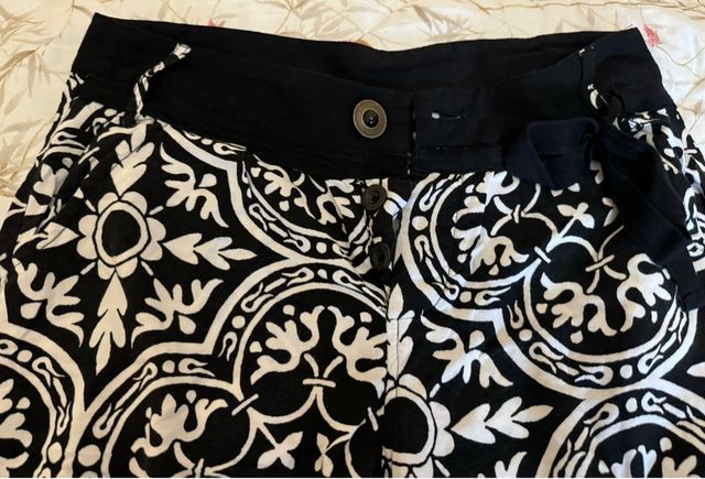 Pantalon Desigual negro y blanco