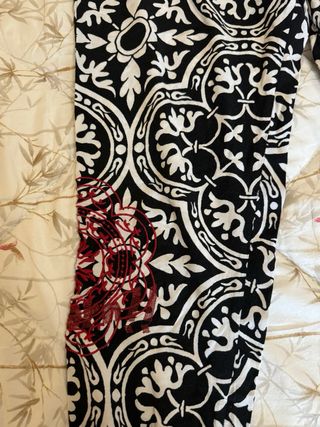 Pantalon Desigual negro y blanco