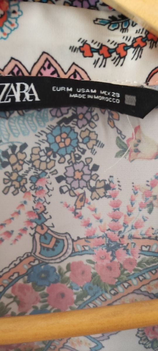 Camisa Zara oversize satinada