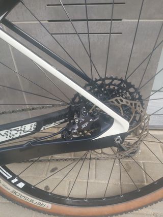 Bicicleta mtb 29 pulgadas   specialized