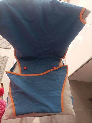 Trona de viaje supercompacta