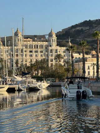 CLUB de NAVEGACION en ALICANTE ( Pago Mensual )
