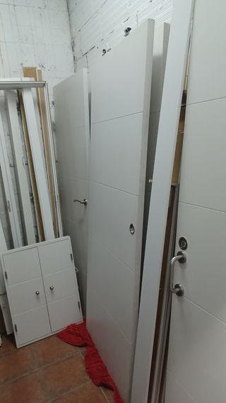 Puertas lacadas en blanco