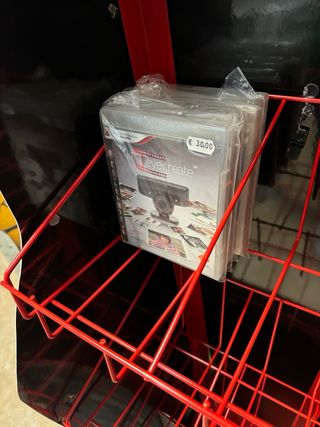 EXPOSITOR GRAN TURISMO 5 PS3 STAND OFICIAL