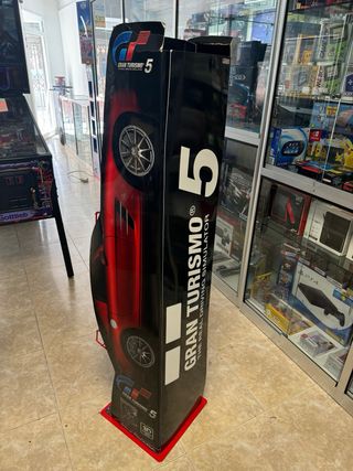 EXPOSITOR GRAN TURISMO 5 PS3 STAND OFICIAL