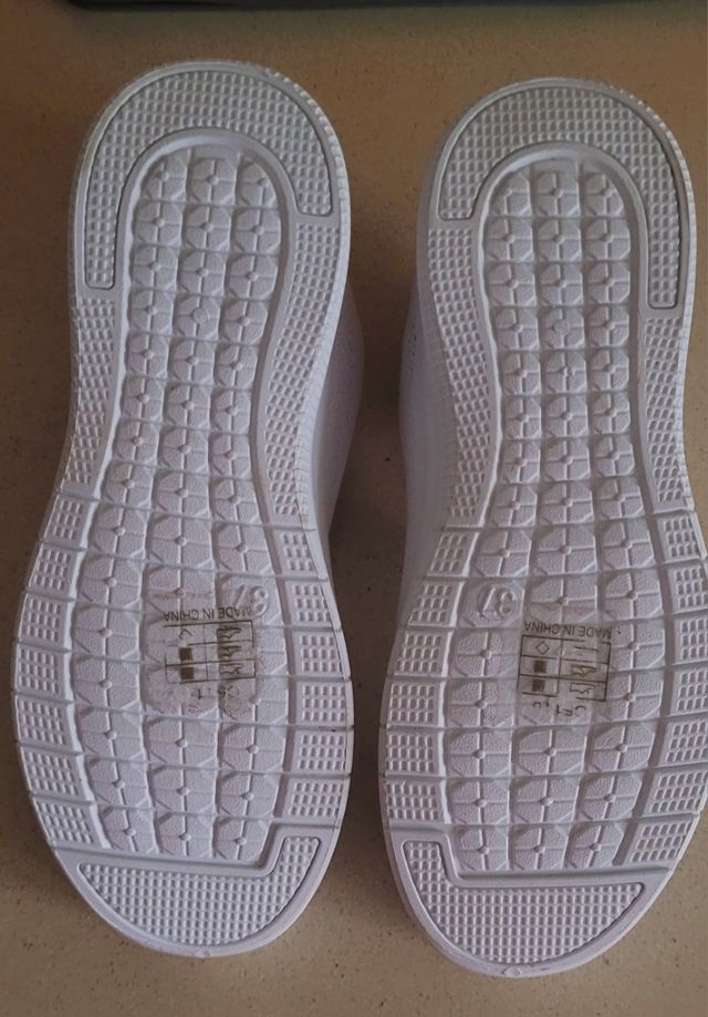Zapatillas  señora n 37