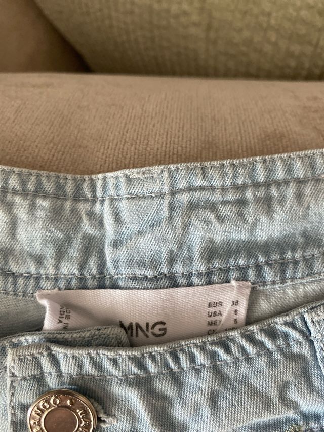 Pantalon culotte bordado de Mango