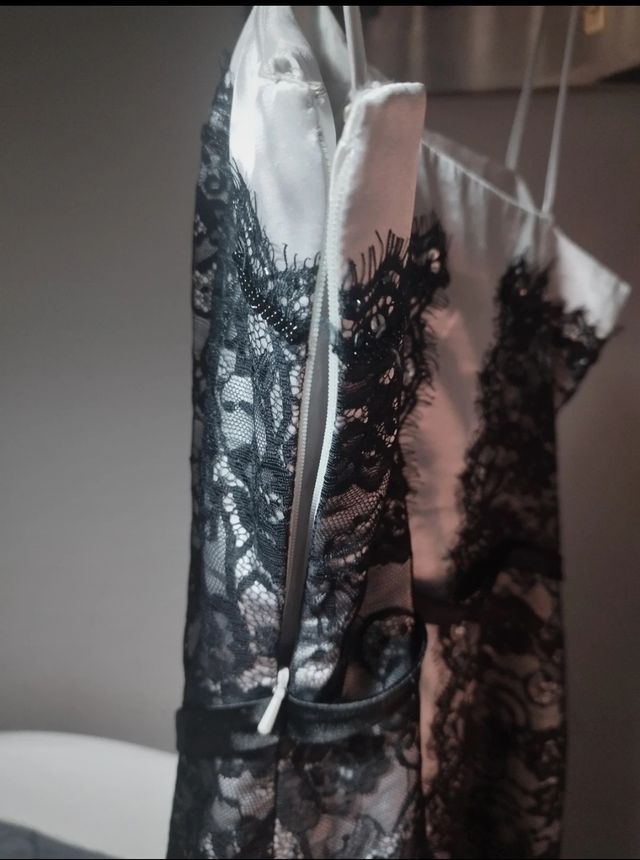 vestido de seda y encaje talla M