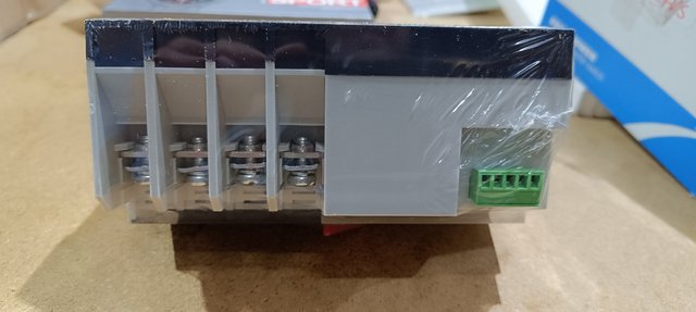 Interruptor de transferencia automática