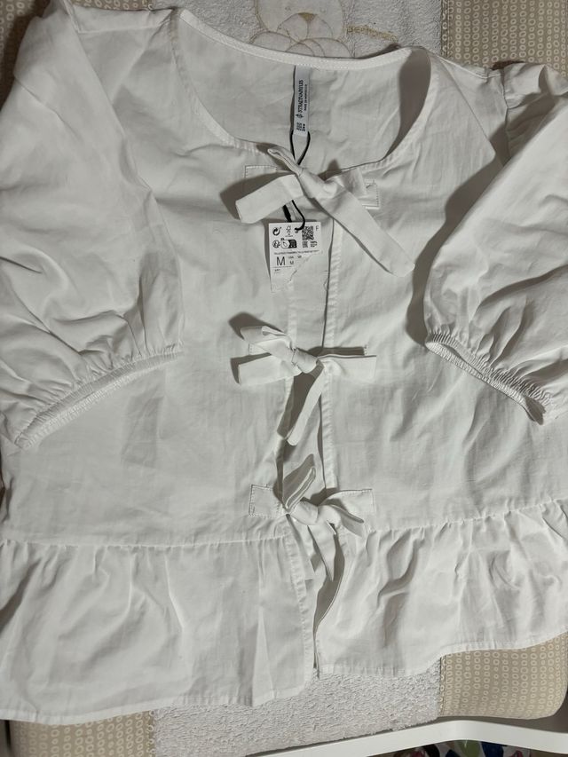 Camisa, manga corta nueva de Stradivarius
