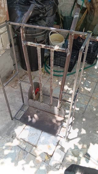 Soldador y carpintería metalica