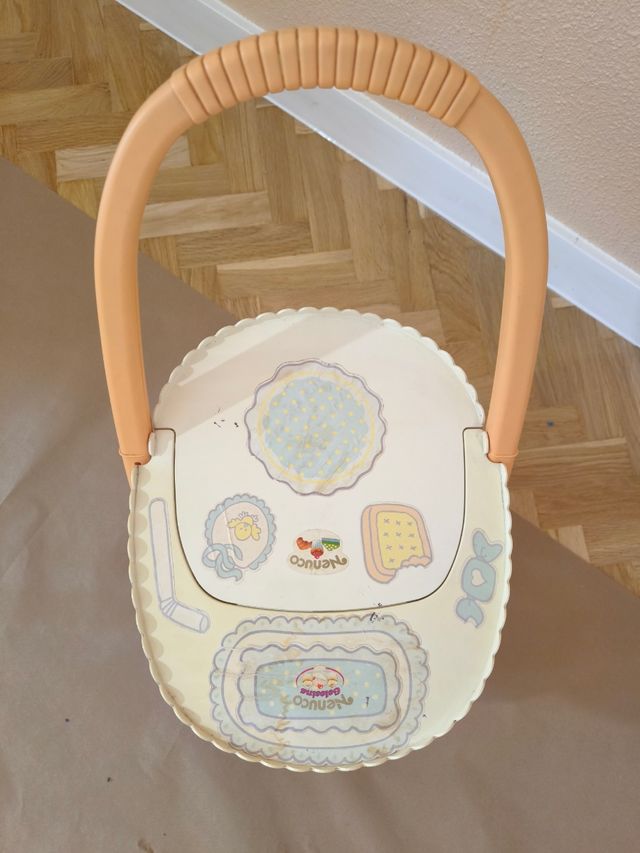 Nenuco carro camarera comiditas años 1990 vintage