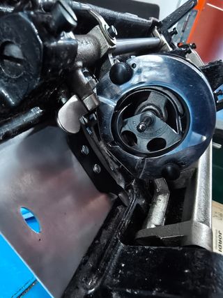 Maquina de coser antigua Necchi,modelo BF