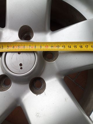Llanta aluminio 16 pulgadas Nissan x-trail