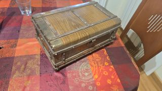 Joyero vintage metal