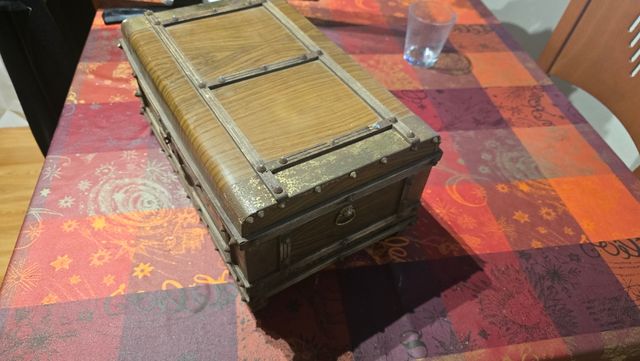 Joyero vintage metal