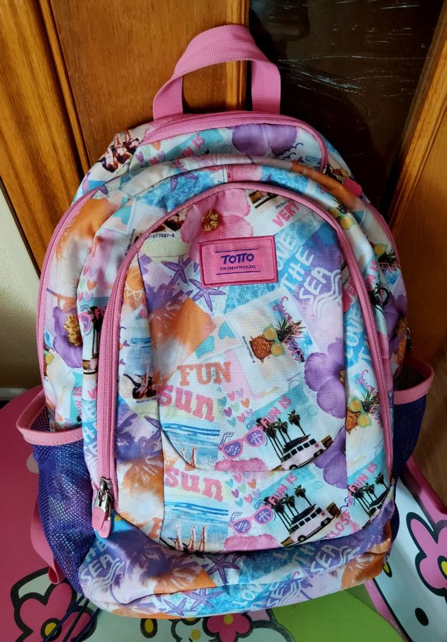 Mochila escolar totto