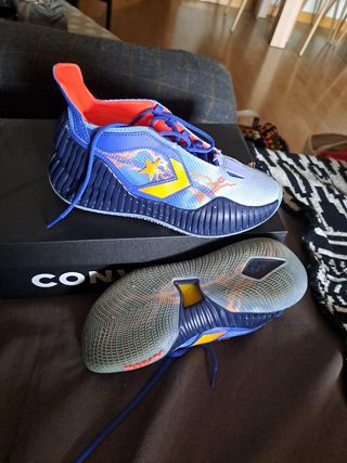 Zapatillas Converse
#baloncesto
#converseallstar