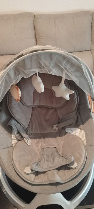 Amahaca bebe con música y movimiento