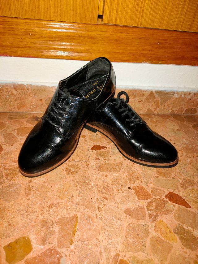 Zapatos negros