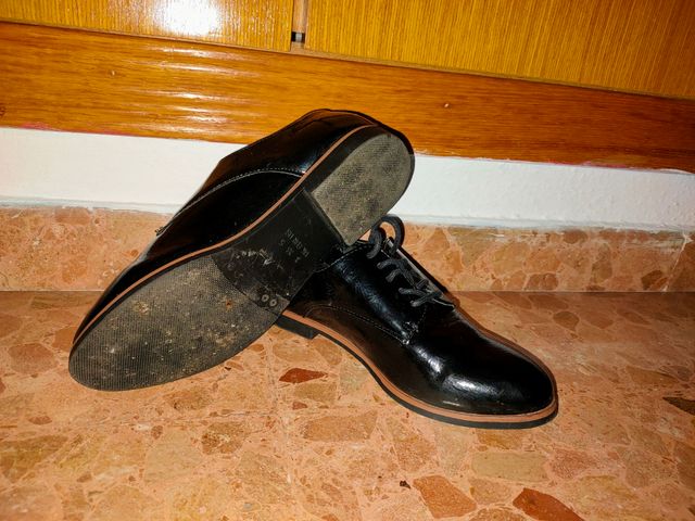 Zapatos negros