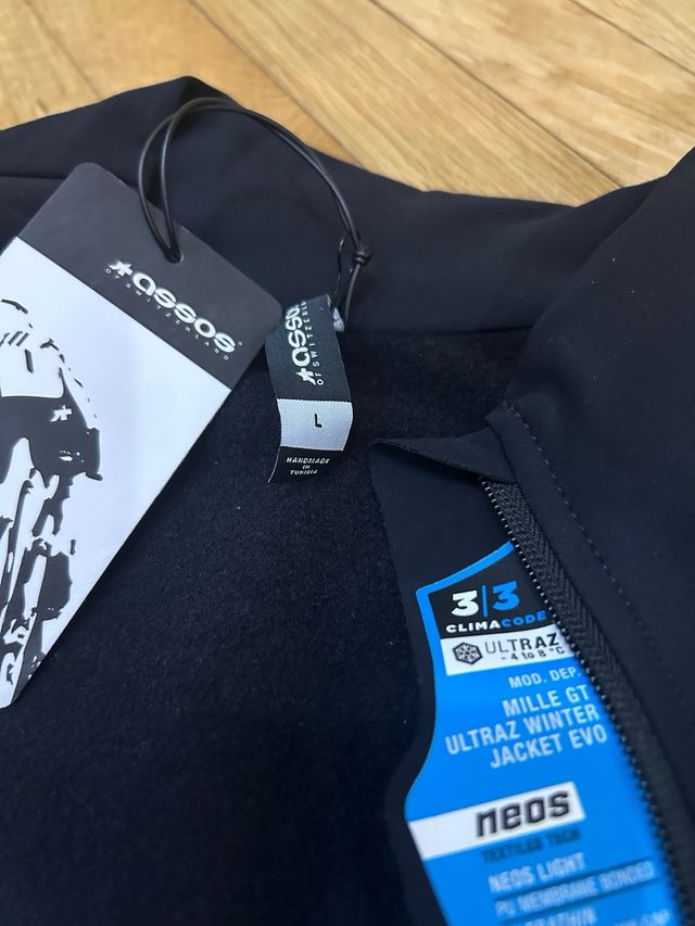 Chaqueta ciclismo assos nueva