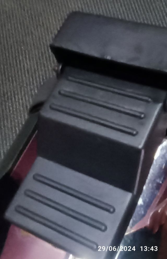 CUBO DE BASURA DE INOX CON PEDAL