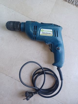 Taladro percutor antiguo