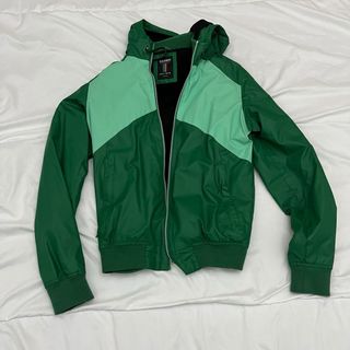 Chaqueta cortaviento verde