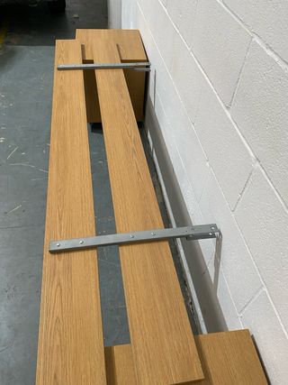 Cabecero de cama mas mesillas con riedas