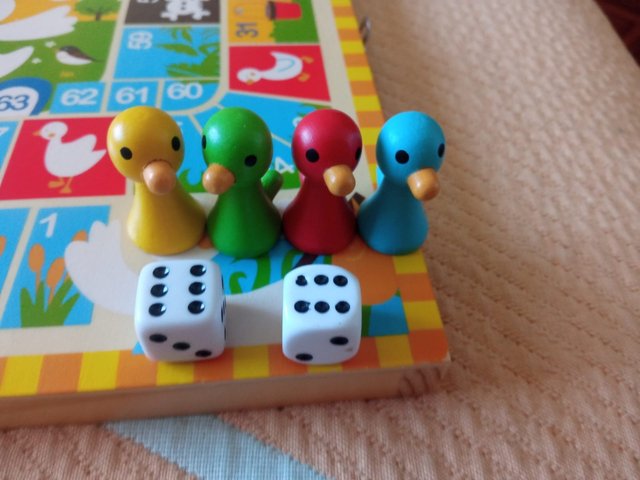 JUEGO DE MESA "OCA DE MADERA"