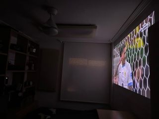 Mini Proyector con smartTv (nuevo)